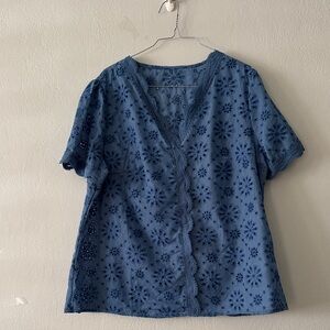 Elegant Blue Floral Lace Women's Blouse